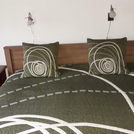 Annika Apartman Eger Luaran gambar