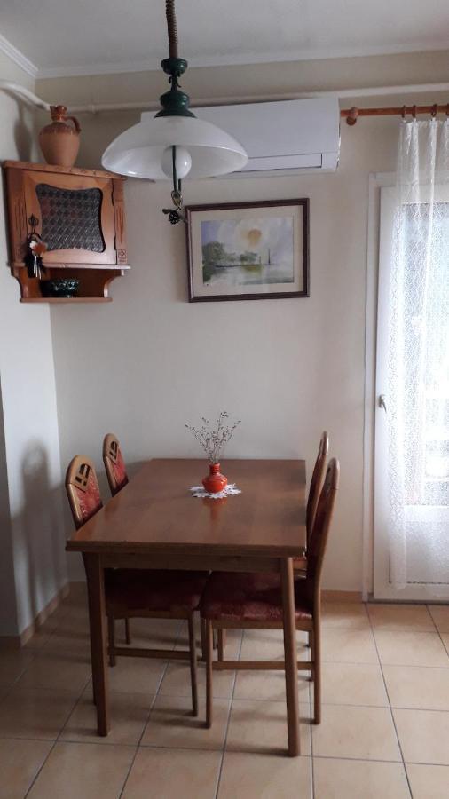 Annika Apartman Eger Luaran gambar